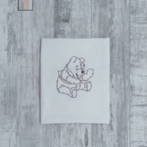 Памучна пелена за бебе с бродерия ,крем 1